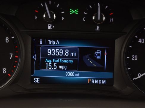 Used 2022 Buick Encore Preferred w/ Safety Package image 25