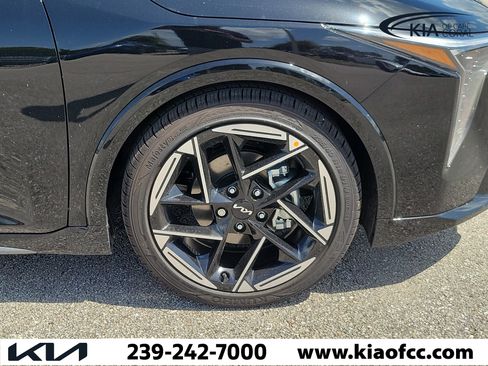 New 2026 Kia K4 GT-Line Turbo w/ GT-Line Premium Package FWD image 7