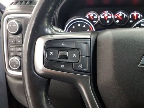 Used 2021 Chevrolet Silverado 3500 LT w/ Convenience Package AWD/4WD image 4