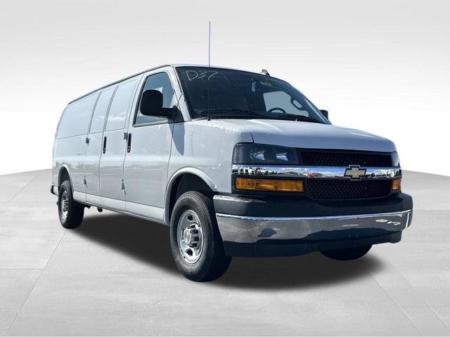 New 2025 Chevrolet Express 3500 Extended w/ Driver Convenience Package RWD 360° Tour