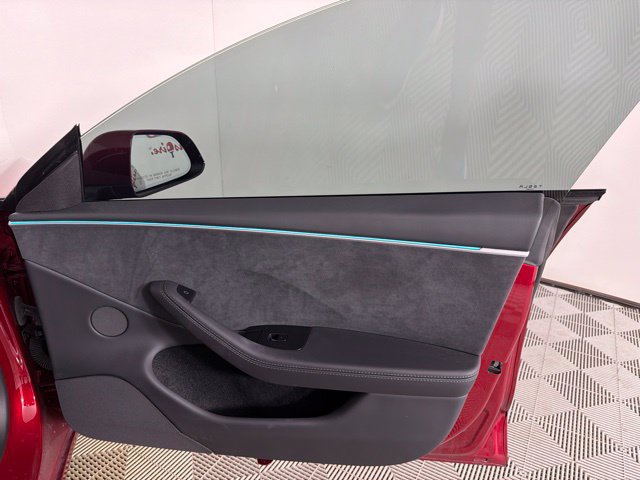 Used 2024 Tesla Model 3 Long Range AWD/4WD image 35