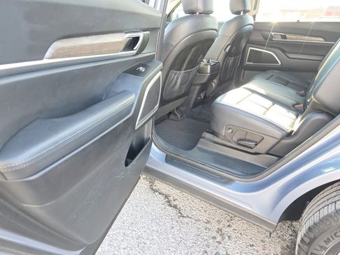 Used 2020 Kia Telluride EX image 12