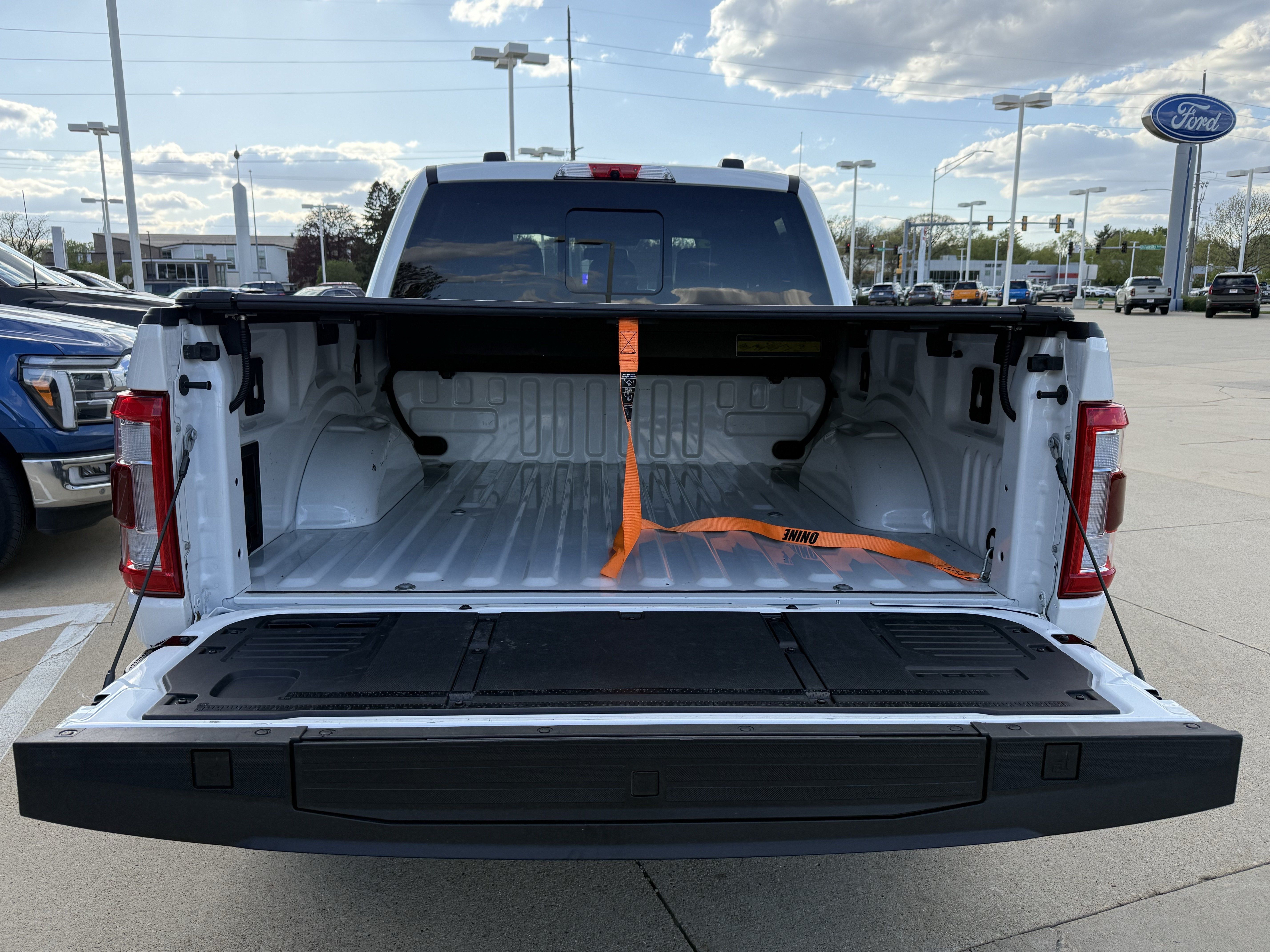 Used 2023 Ford F150 Lariat AWD/4WD image 10