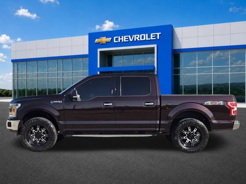Used 2018 Ford F150 XLT w/ Equipment Group 301A Mid AWD/4WD image 3