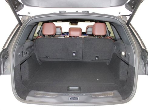 New 2026 Lincoln Nautilus Reserve image 13