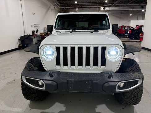 Used 2019 Jeep Wrangler Unlimited Sahara w/ Dual Top Group image 3