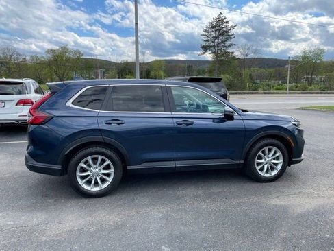 Used 2024 Honda CR-V EX-L image 3