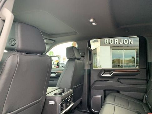 New 2026 GMC Sierra 2500 Denali w/ Denali Reserve Package image 12