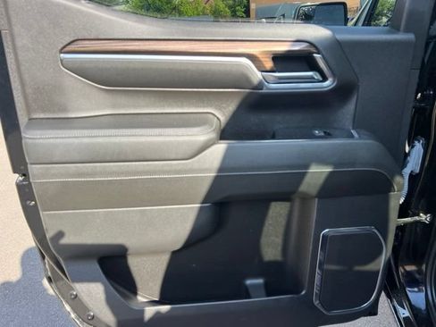 Used 2024 Chevrolet Silverado 1500 LT AWD/4WD image 14