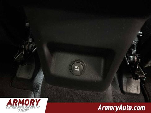 Used 2023 Kia Telluride EX w/ EX Captain's Chair Package image 39