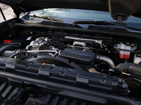 Used 2024 Chevrolet Silverado 2500 LTZ image 32