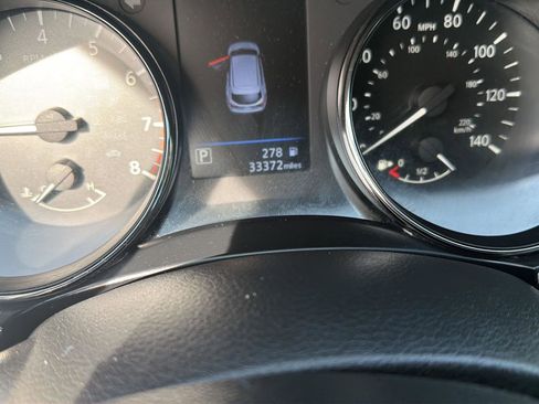 Used 2021 Nissan Rogue Sport SL AWD/4WD image 24