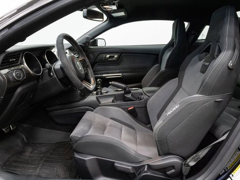Used 2020 Ford Mustang Shelby GT350 w/ Technology Package image 7