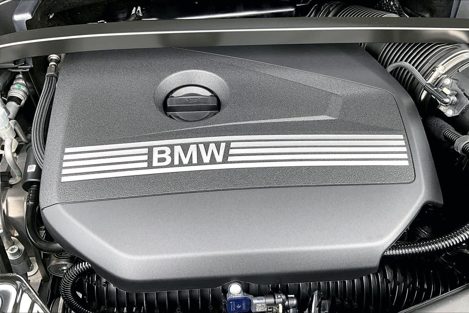 Used 2026 BMW X2 xDrive28i AWD/4WD image 34