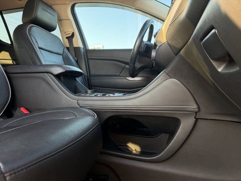 Used 2020 GMC Acadia Denali w/ Trailering Package image 32