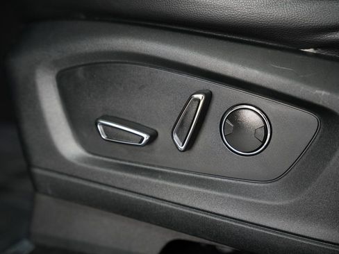 Used 2020 Ford Explorer Limited image 50