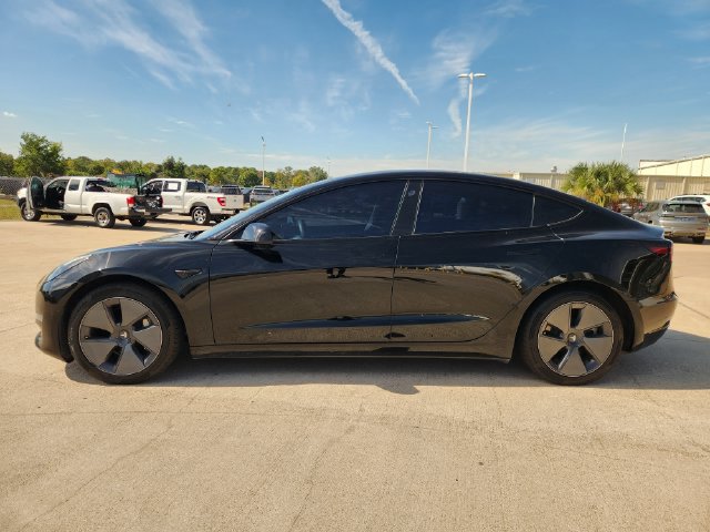 Used 2022 Tesla Model 3 Long Range AWD/4WD image 4