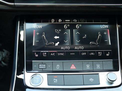 Used 2023 Audi Q8 Premium Plus AWD/4WD image 27
