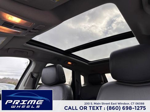 Used 2016 Cadillac SRX Performance w/ Midnight Edition Package image 19