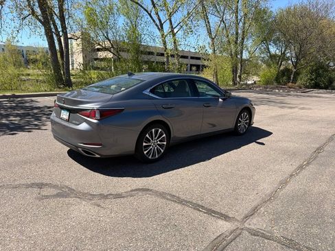 Used 2019 Lexus ES 350 w/ Premium Package FWD image 21