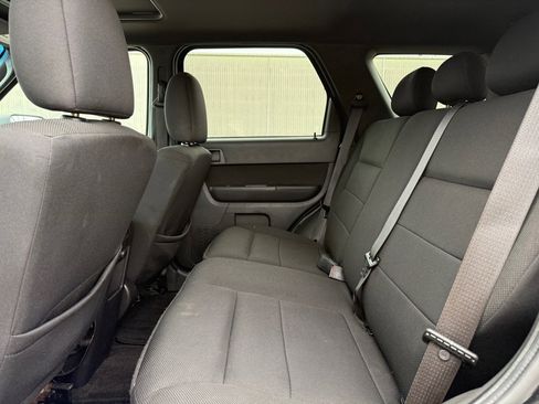 Used 2009 Ford Escape XLT image 12
