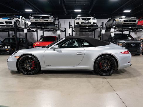 Used 2015 Porsche 911 Carrera GTS RWD image 2