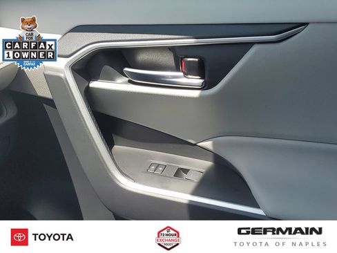 Used 2025 Toyota RAV4 XLE w/ Convenience Package FWD image 28