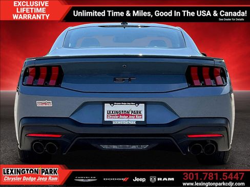 Used 2025 Ford Mustang GT Premium RWD image 6