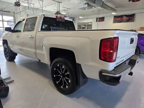 Used 2017 Chevrolet Silverado 1500 LTZ w/ Sport Package AWD/4WD image 5