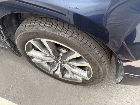 Used 2019 Acura MDX SH-AWD w/ Advance Package image 4