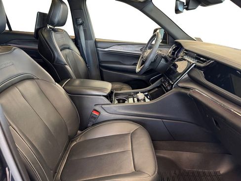 Used 2023 Jeep Grand Cherokee L Overland w/ Rear Seat Video Group I image 17