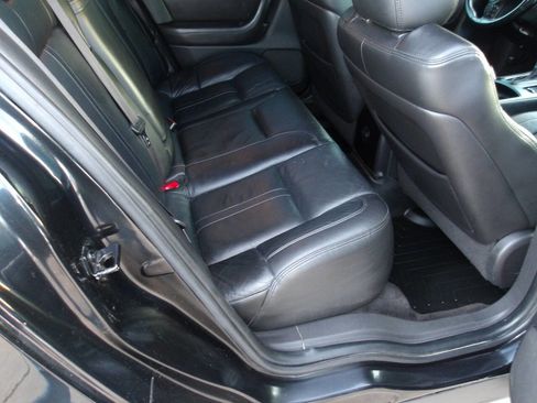 Used 2014 Lincoln MKS image 23