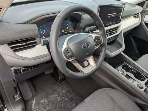 New 2026 Ford Explorer Active image 10