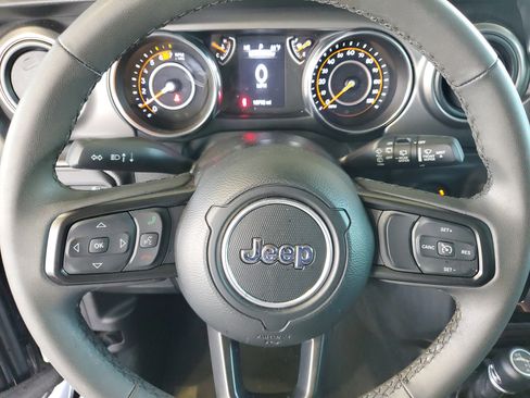Certified 2023 Jeep Wrangler Sport AWD/4WD image 23