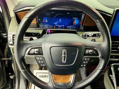 Used 2022 Lincoln Navigator Black Label image 13