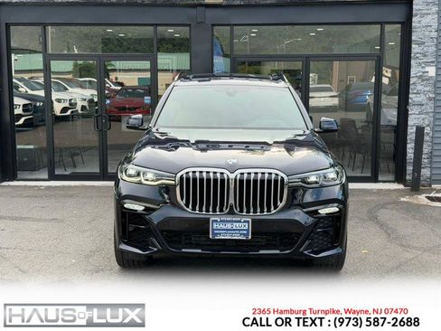 Used 2021 BMW X7 xDrive40i w/ M Sport Package AWD/4WD image 6