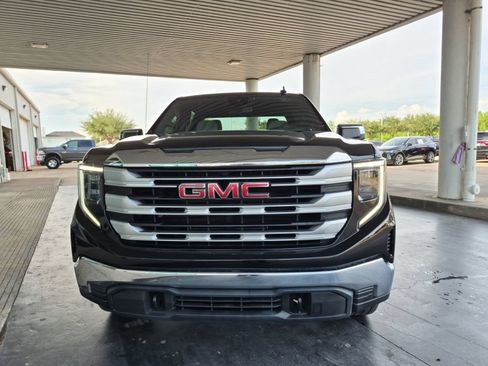 Used 2023 GMC Sierra 1500 SLE AWD/4WD image 3