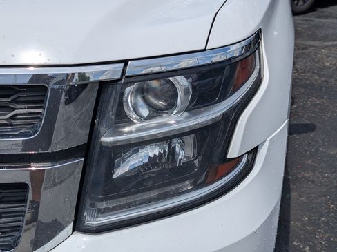 Used 2020 Chevrolet Suburban LT AWD/4WD image 12