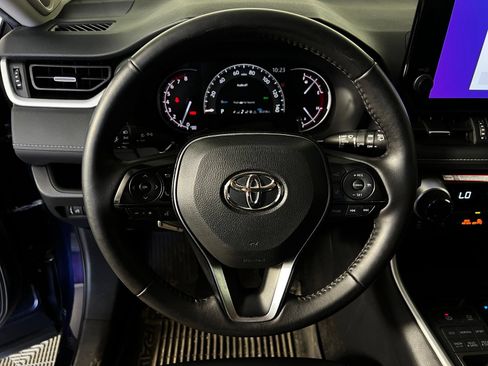 Used 2025 Toyota RAV4 XLE Premium w/ Weather Package AWD/4WD image 9