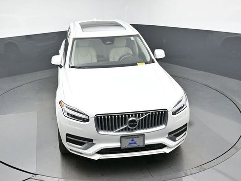 Used 2023 Volvo XC90 B6 Plus w/ Protection Package Premier AWD/4WD image 19