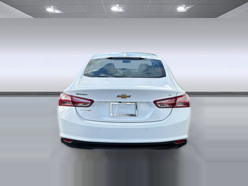 Used 2024 Chevrolet Malibu LT FWD image 9