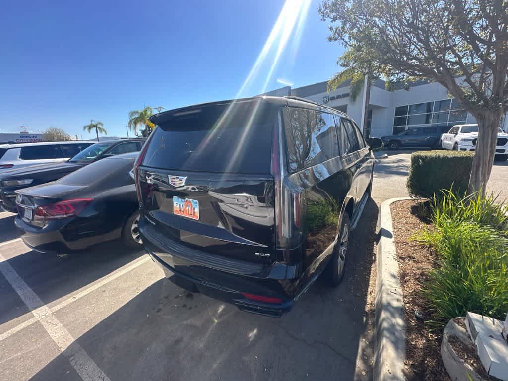 Used 2024 Cadillac Escalade ESV Sport AWD/4WD image 4