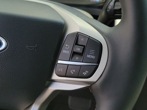 Used 2026 Ford Explorer Active w/ Active Comfort Package RWD image 27