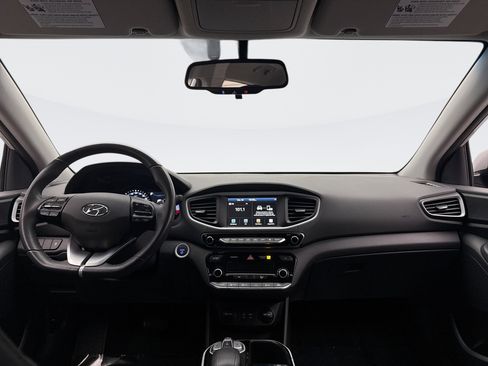 Used 2019 Hyundai Ioniq Electric image 14