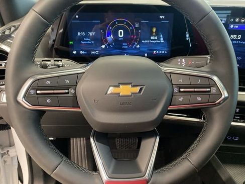 New 2026 Chevrolet Equinox LT w/ Safety and Technology Package image 13