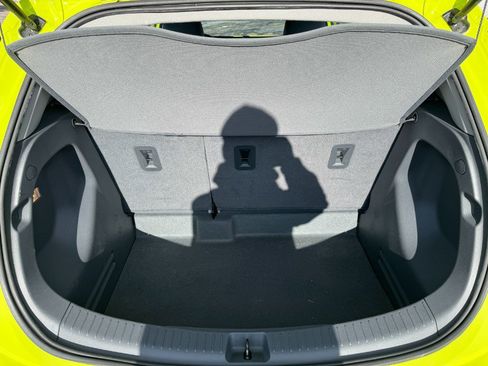 Used 2019 Chevrolet Bolt LT image 17