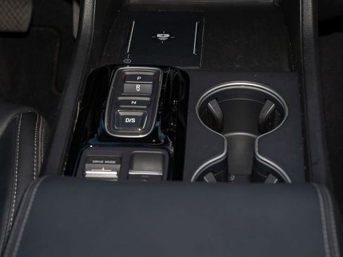 Certified 2023 Honda Pilot Touring image 29