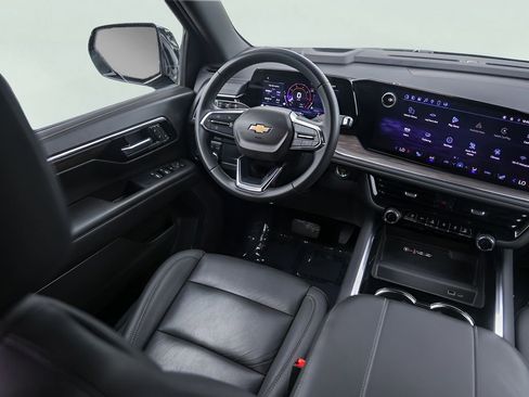 Used 2025 Chevrolet Tahoe LT AWD/4WD image 28