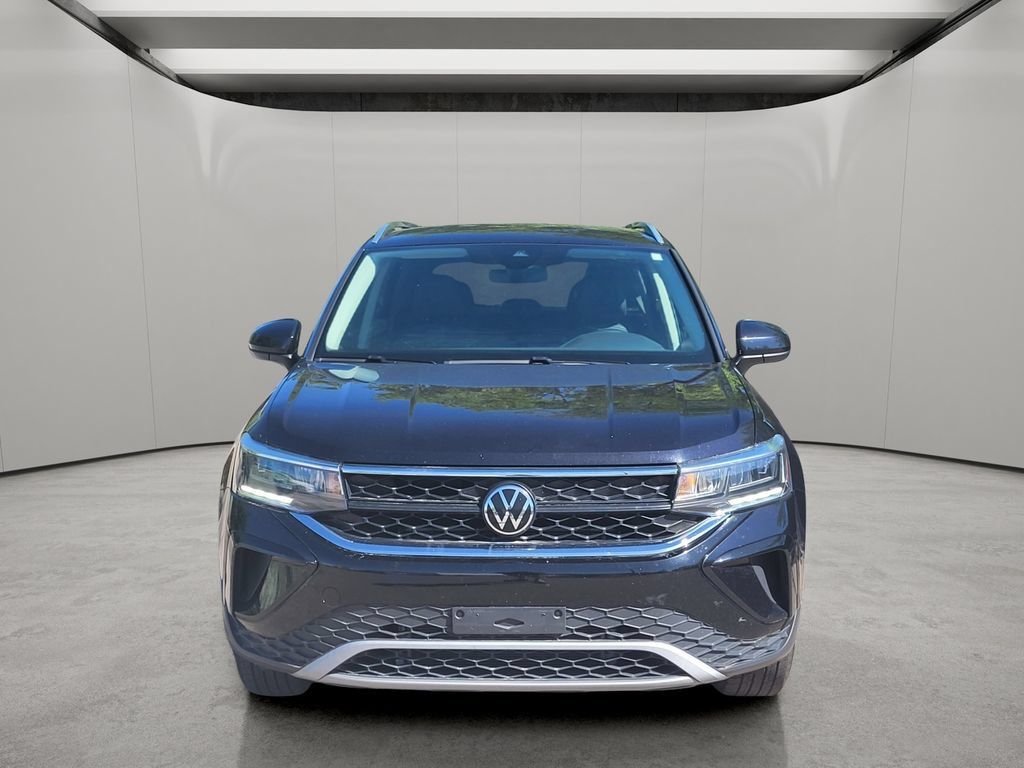 Used 2024 Volkswagen Taos SE FWD image 6