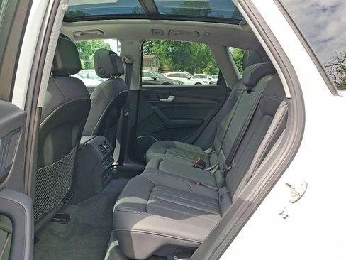 Used 2023 Audi Q5 2.0T Premium w/ Convenience Package AWD/4WD image 26